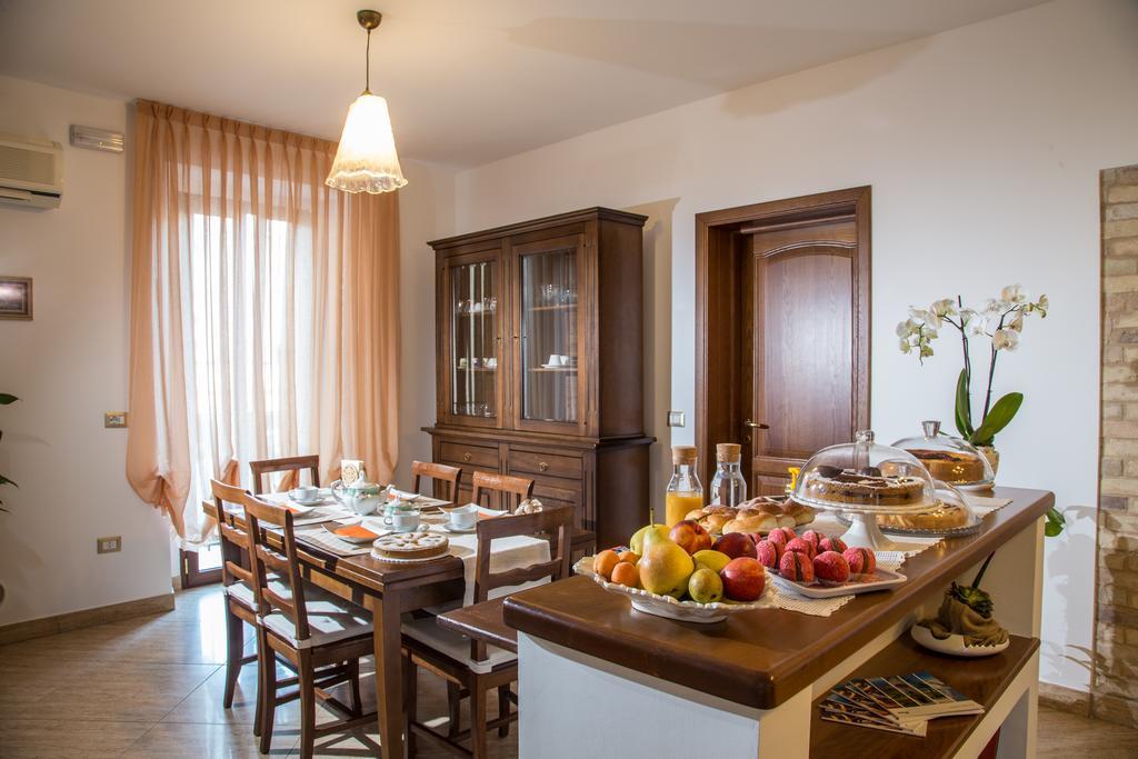 B&B Casa Cavour San Benedetto del Tronto Exteriör bild